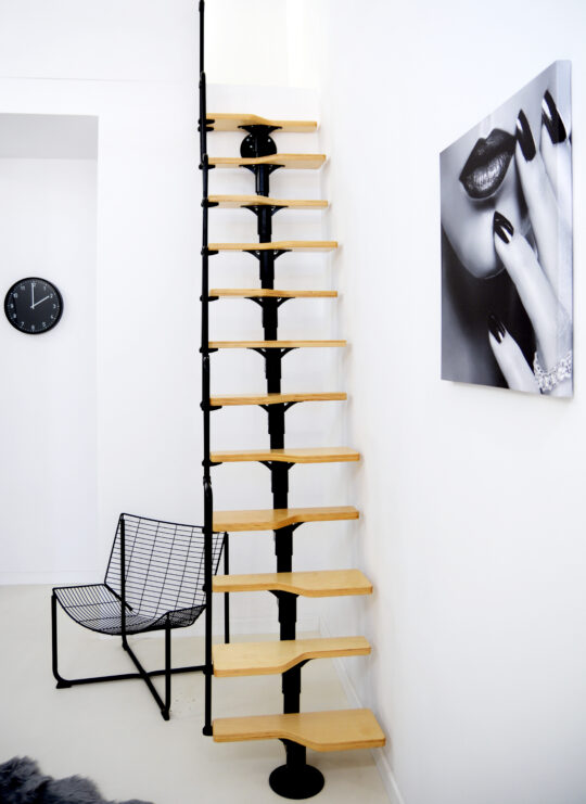 Minka Twister Black